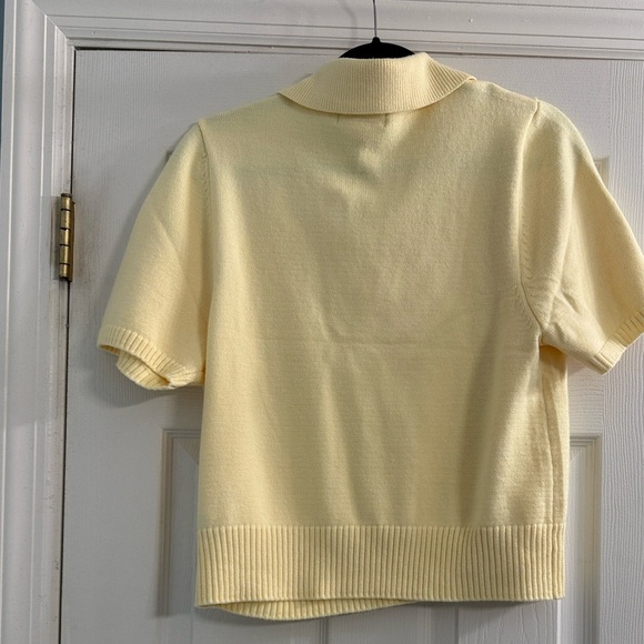 Marled Light Yellow Women’s Collard Shirt - Size M - Picture 6 of 6